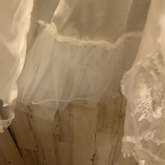 Fun Dress For That Special Occassion - Picture 6 of 10